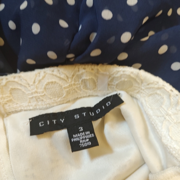 Dress - Picture 4 of 4